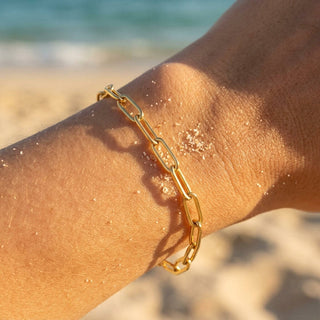 Alto Classic Flat Paperclip Bracelet