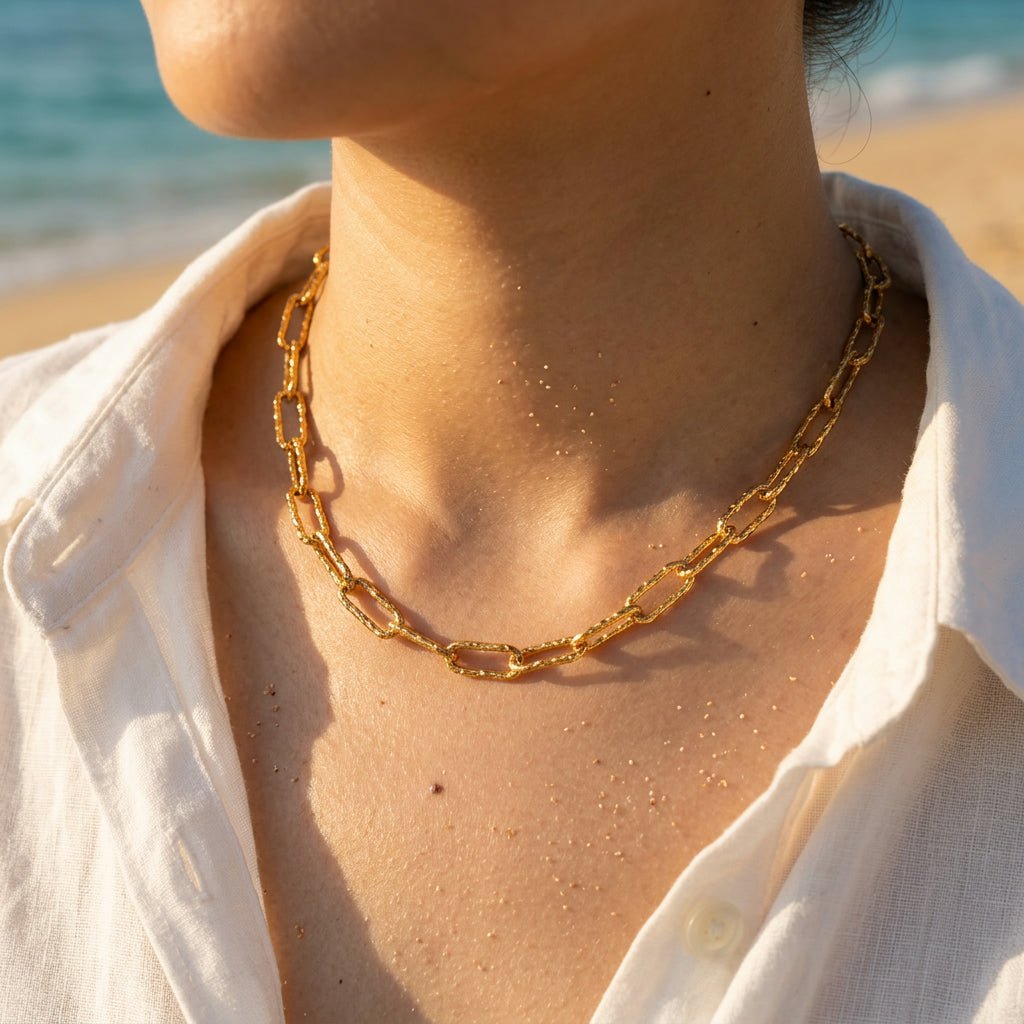 Alto Hammered Elongated Paperclip Necklace - Semprie