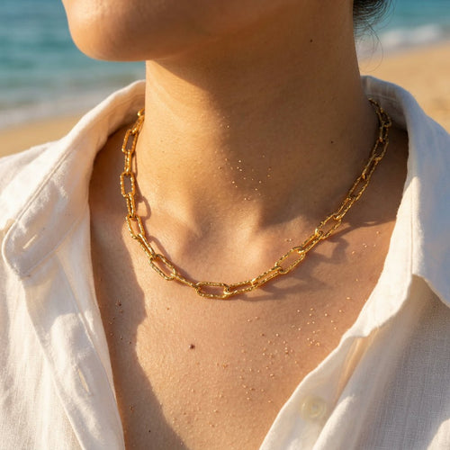 Alto Hammered Elongated Paperclip Necklace - Semprie