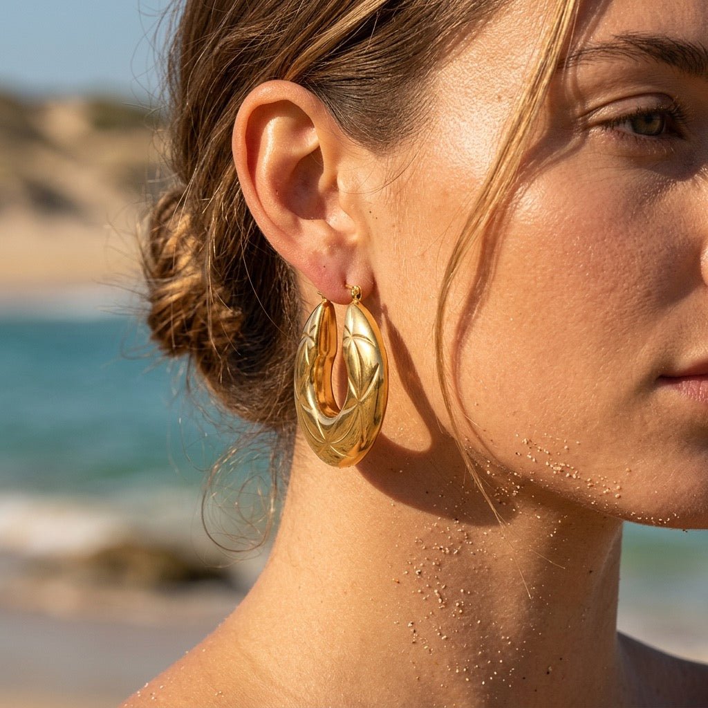 Engraved Starburst Chunky Oval Hoop Earrings - Semprie