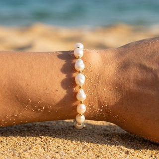 Luma Continuous Freshwater Pearl Bracelet