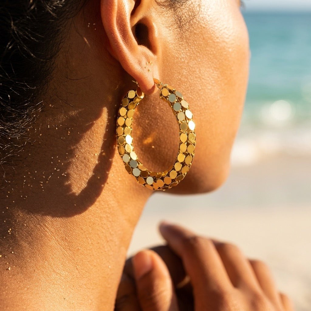 Mira Overlapping Scale Disc Statement Hoops - Semprie