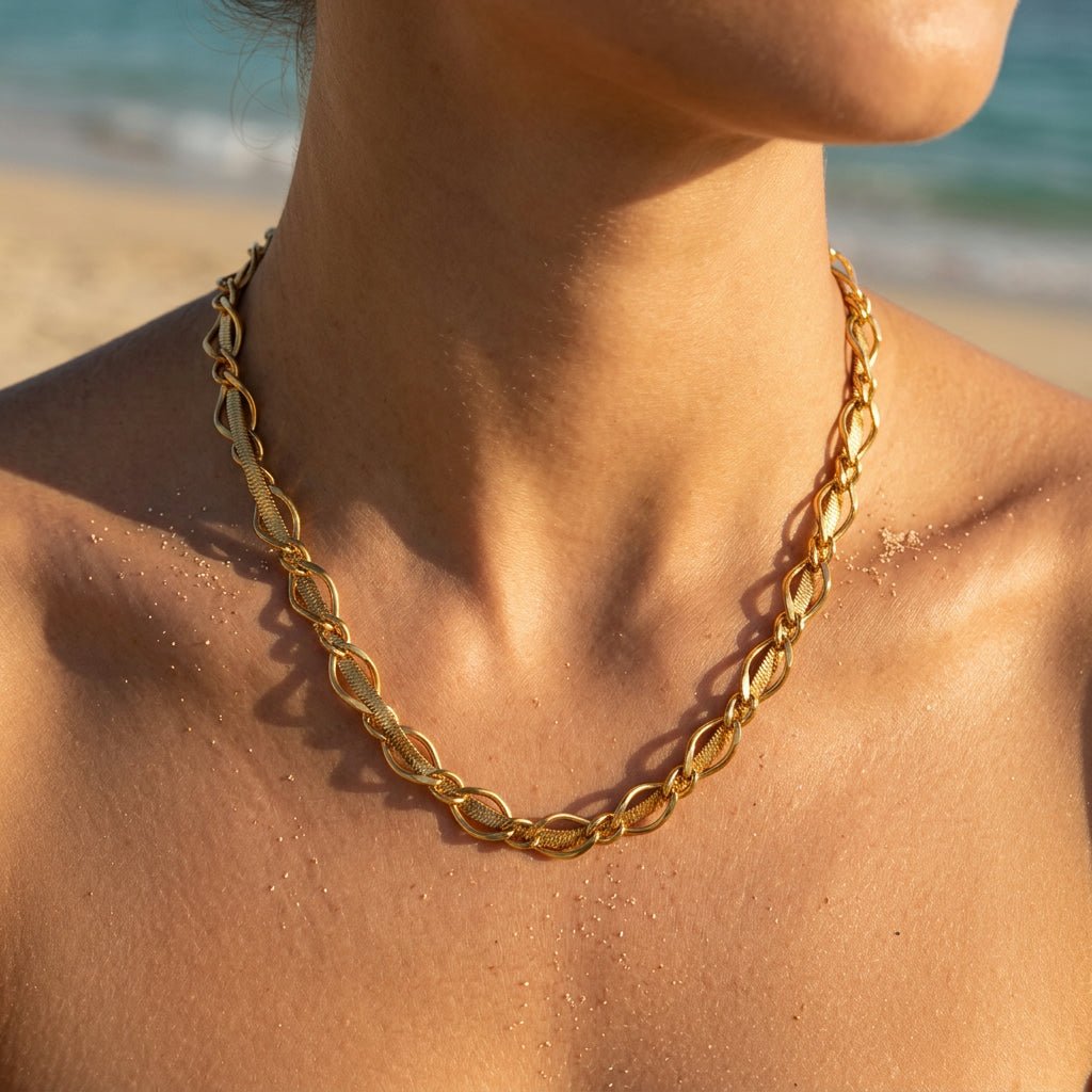 Solitary Freshwater Pearl Pendant Snake Necklace - Semprie