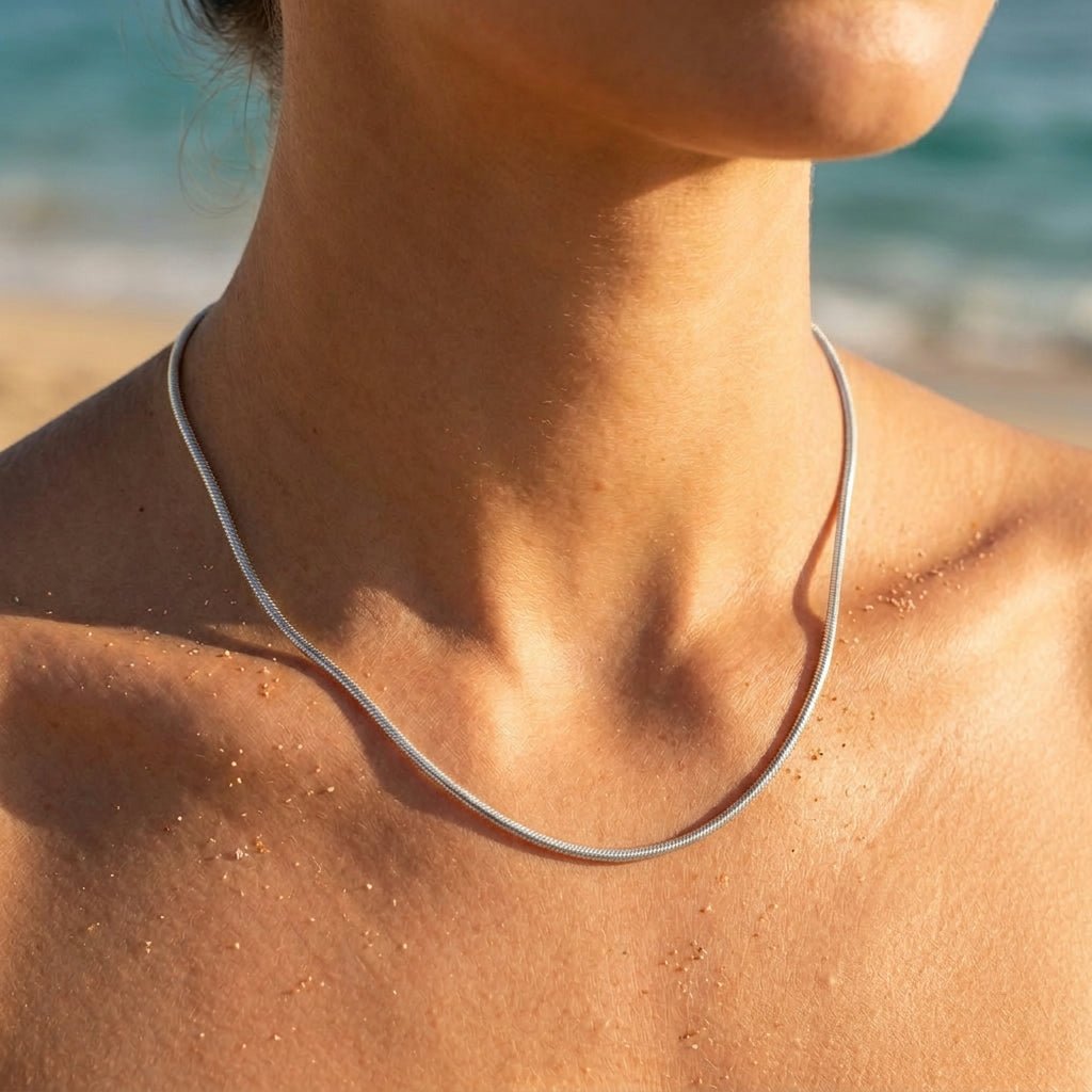 Vela Fluid Round Snake Chain Necklace - Semprie